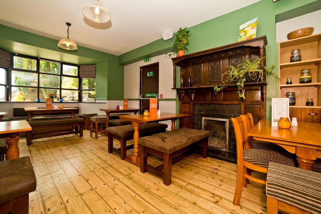 Yha Snowdon Pen-Y-Pass Hostel Ланберис Екстериор снимка