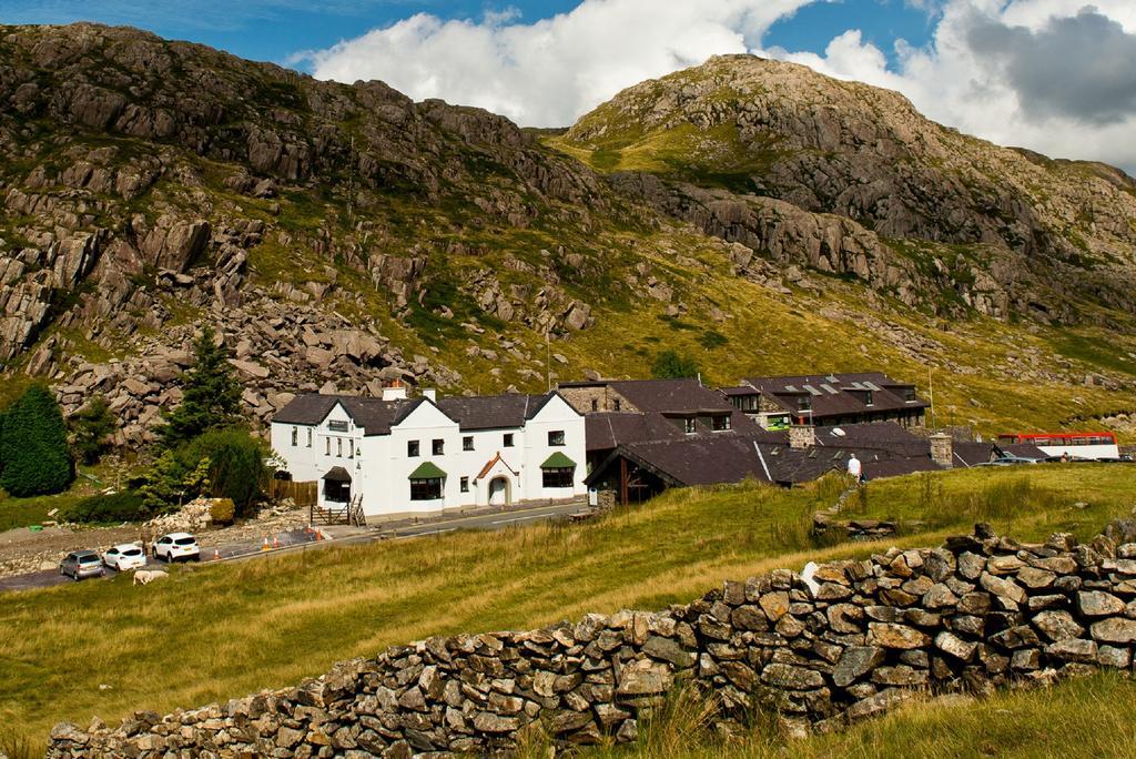 Yha Snowdon Pen-Y-Pass Hostel Ланберис Екстериор снимка